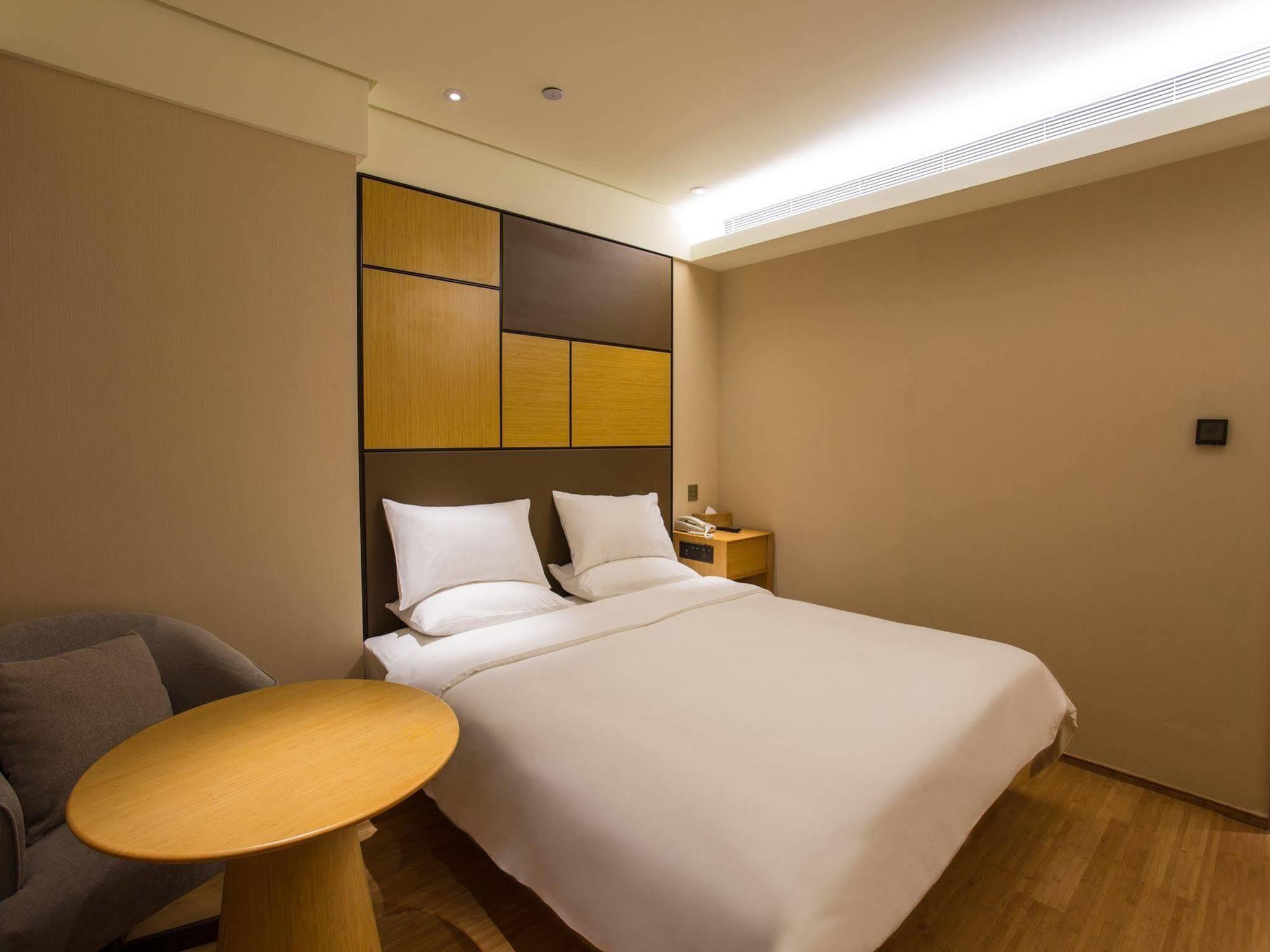 Ji Hotel Xintiandi Шанхай Экстерьер фото